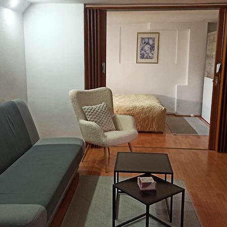 Apartman Oaza Olja Belgrad Exterior foto