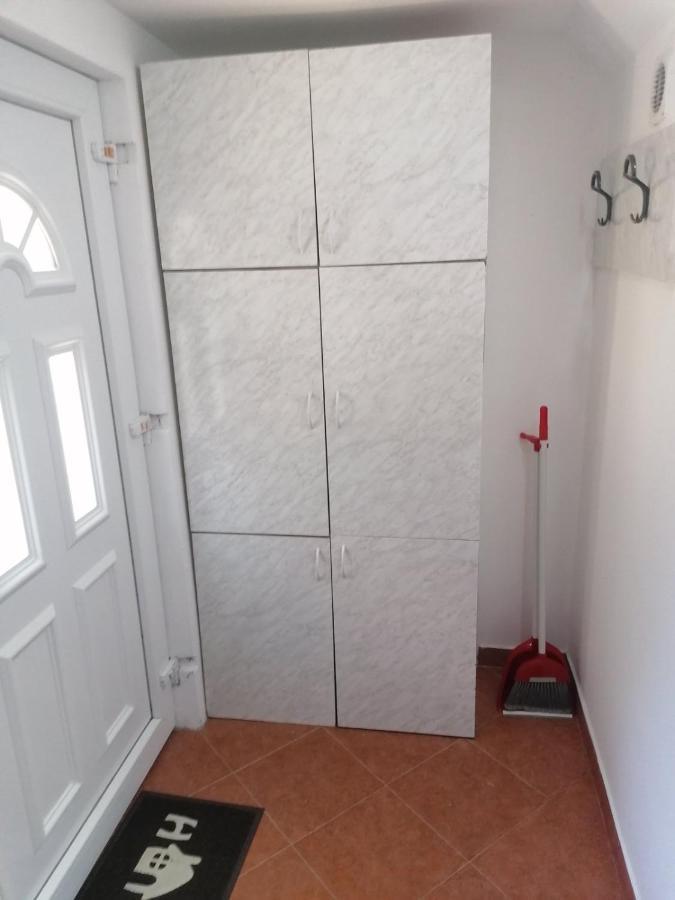 Apartman Oaza Olja Belgrad Exterior foto